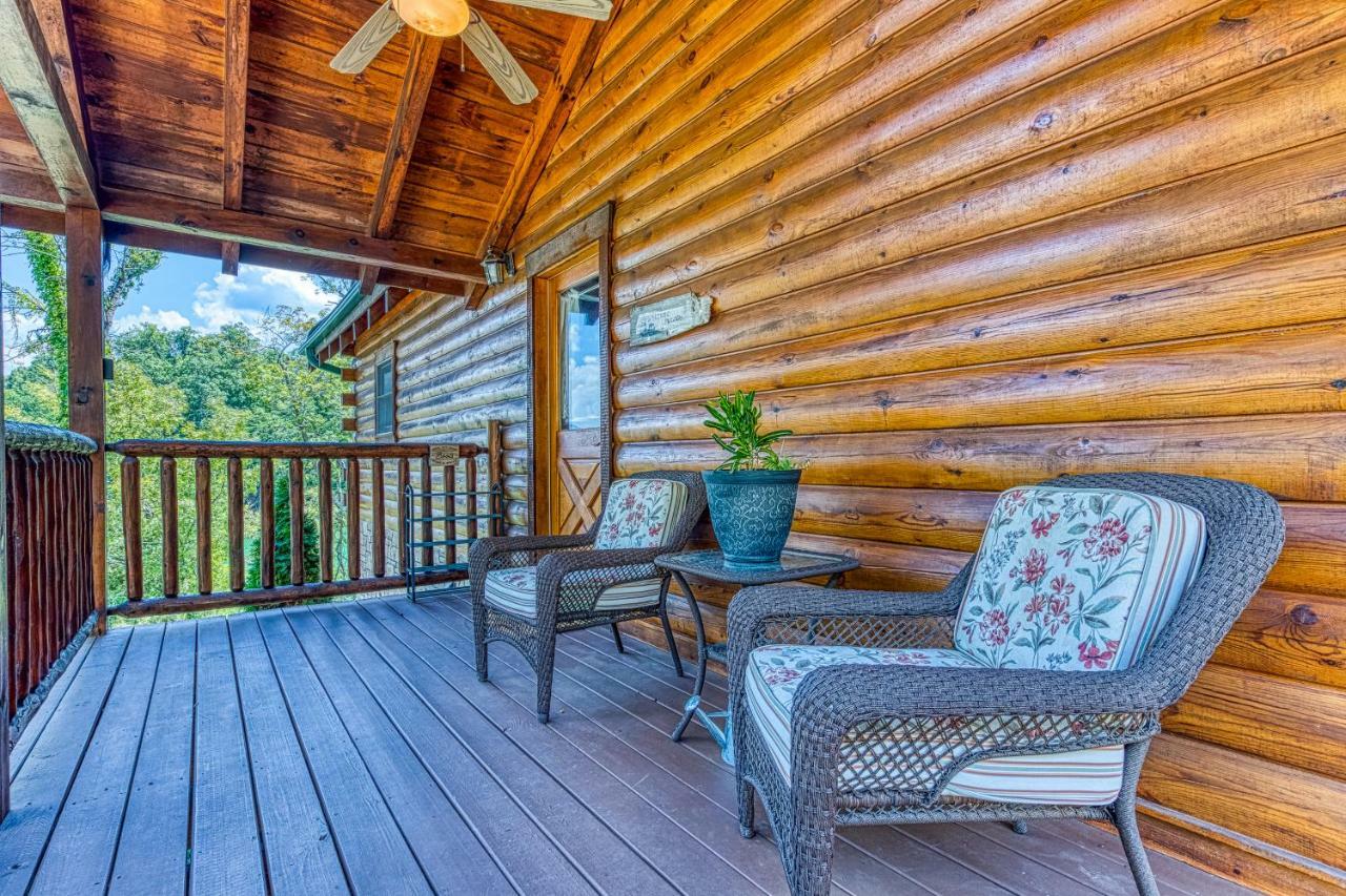 Majestic Lakefront Lodge Sevierville Bagian luar foto