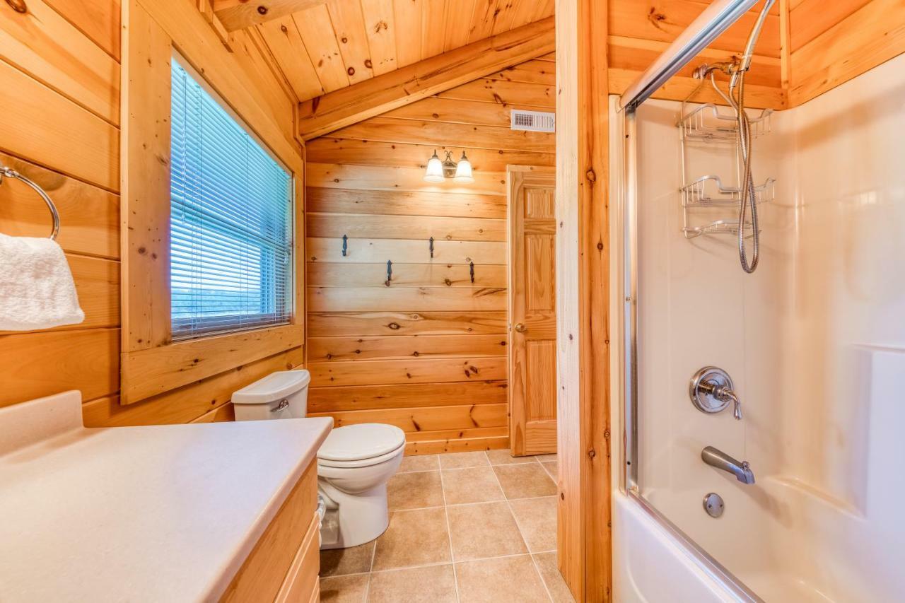 Majestic Lakefront Lodge Sevierville Bagian luar foto