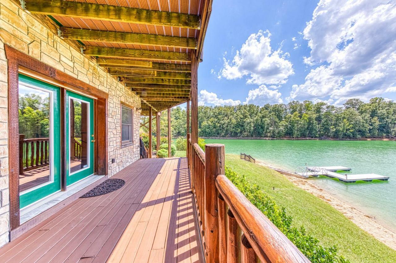 Majestic Lakefront Lodge Sevierville Bagian luar foto