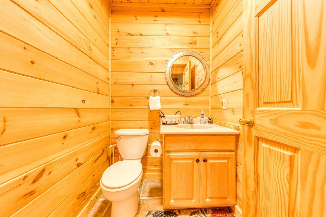 Majestic Lakefront Lodge Sevierville Bagian luar foto