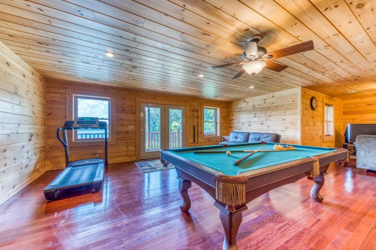 Majestic Lakefront Lodge Sevierville Bagian luar foto