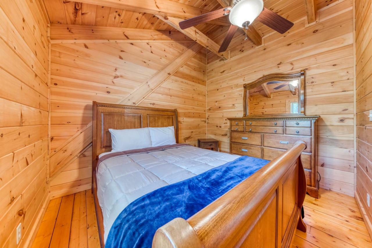 Majestic Lakefront Lodge Sevierville Bagian luar foto