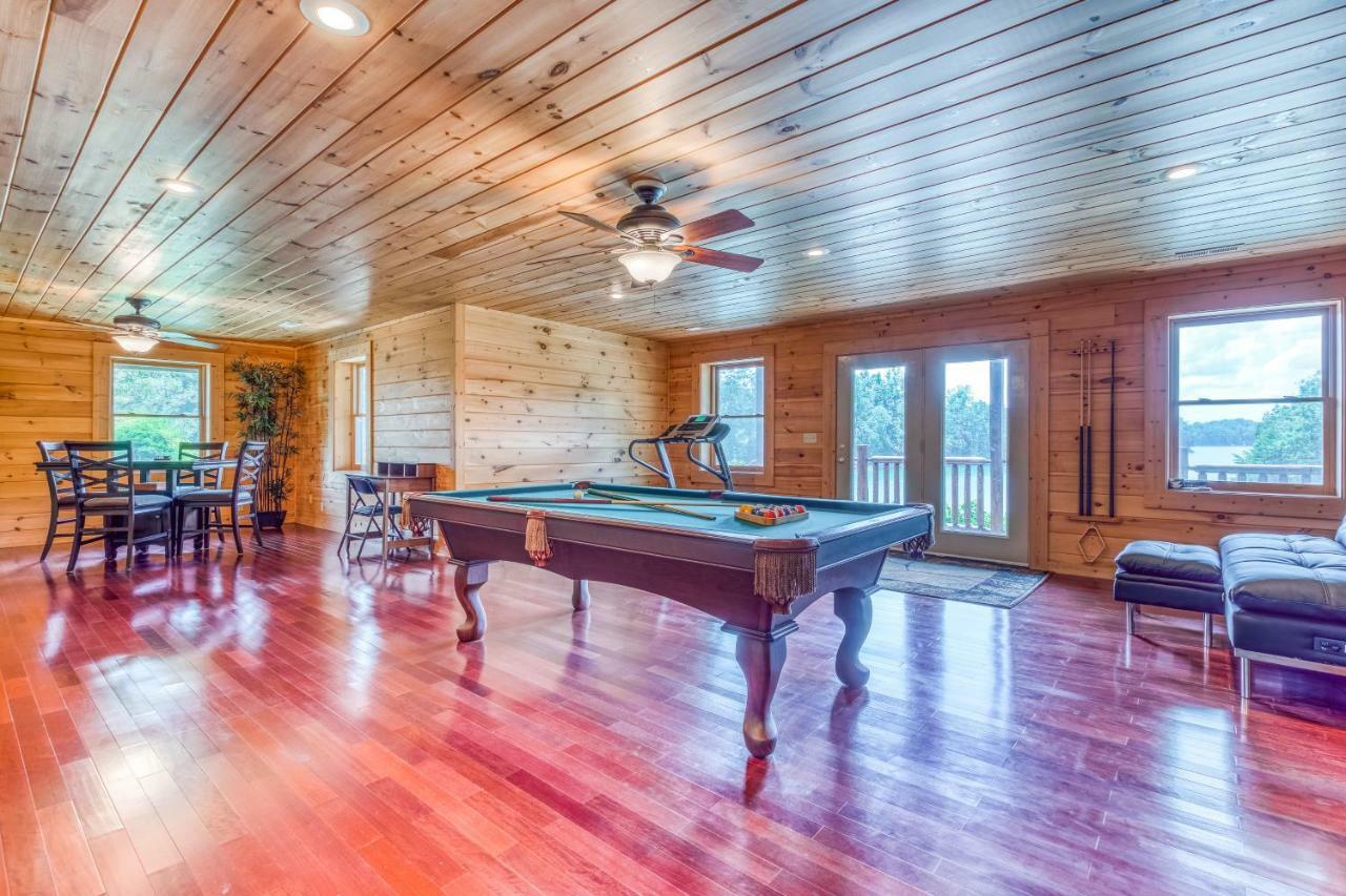 Majestic Lakefront Lodge Sevierville Bagian luar foto
